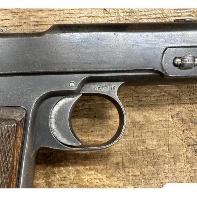 Pistolet Steyr 1911