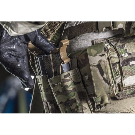 Porte - chargeur ouvert MAG NOW ! AR15 | 1X1 Blue Force Gear - Noir - Welkit.com